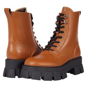 Marc Fisher Happy Natural Lace Up Boots Size 7